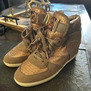 Micheal kors boots/sneakers